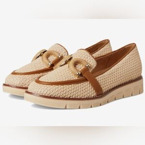 Easy Spirit Beige and Brown Loafers